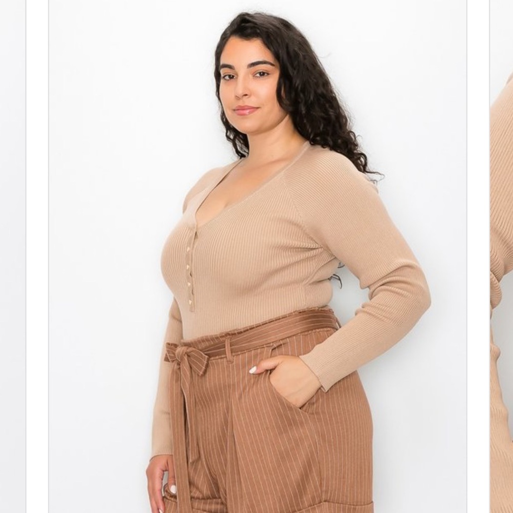 plus-size ribbed bodysuit❤️💛
